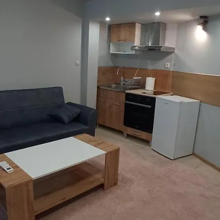 2 Apartment *
